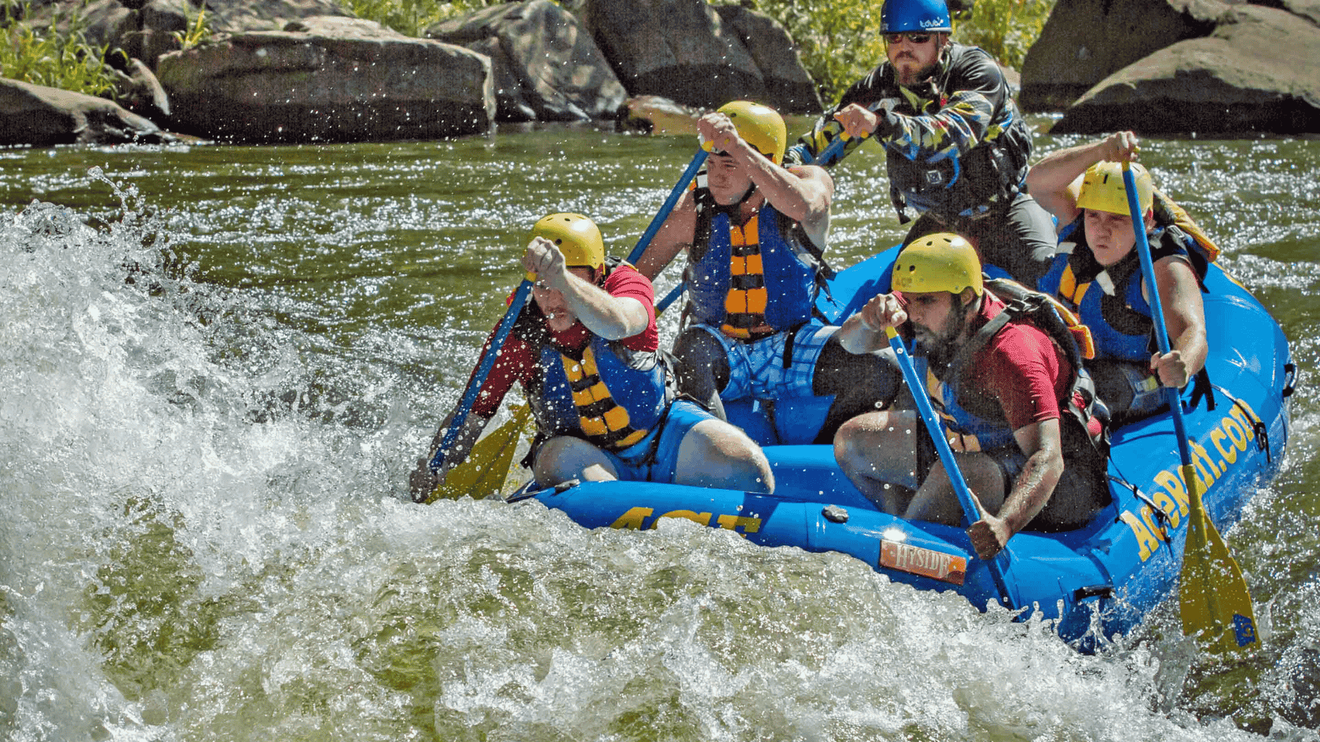 Safety precautions while rafting