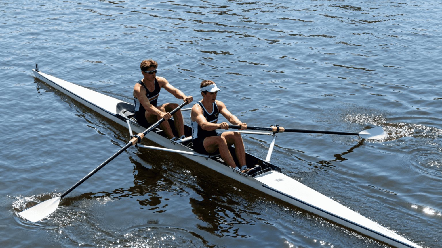 Sculling vs Rowing: Everything You Need to Know - Airkayaks