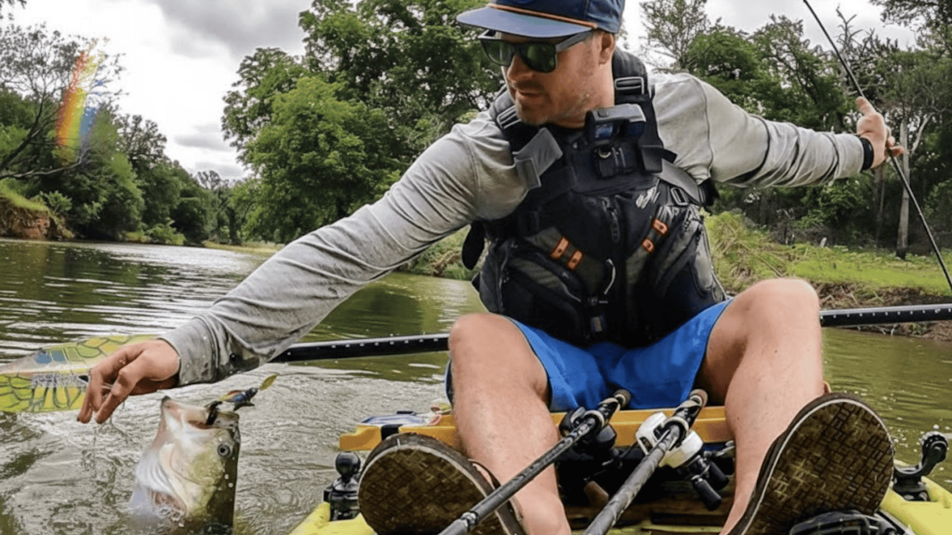 kayak bass fishing