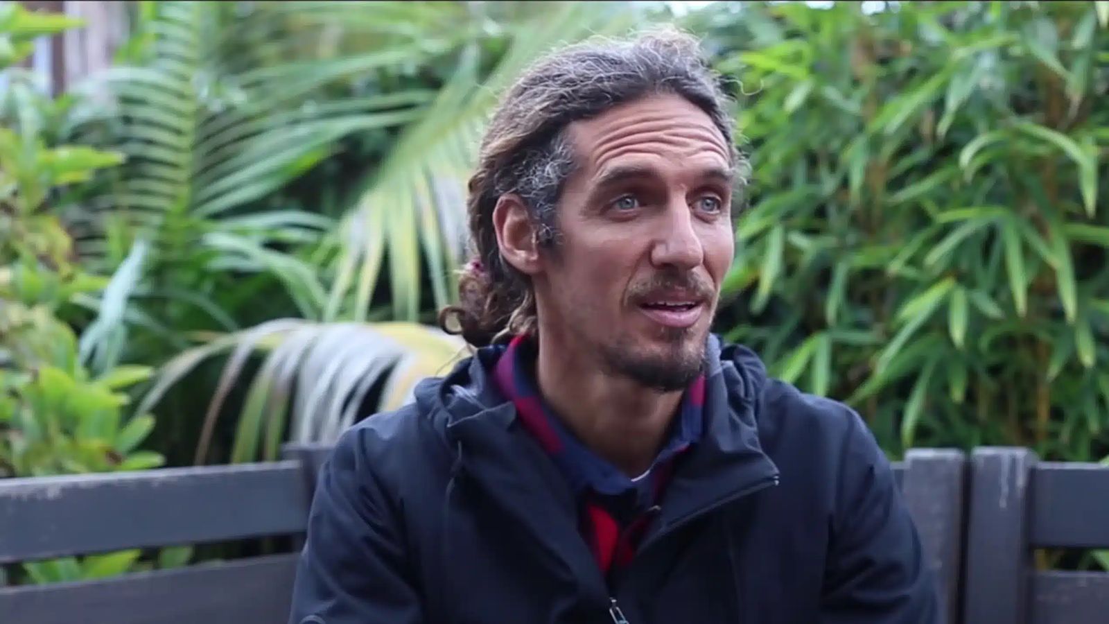Rob Machado sitting