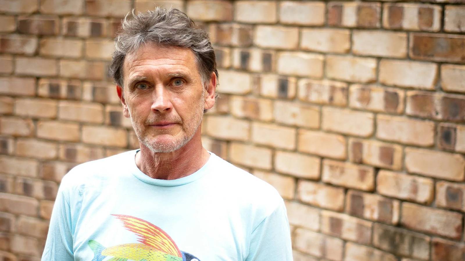 Wayne Lynch standing