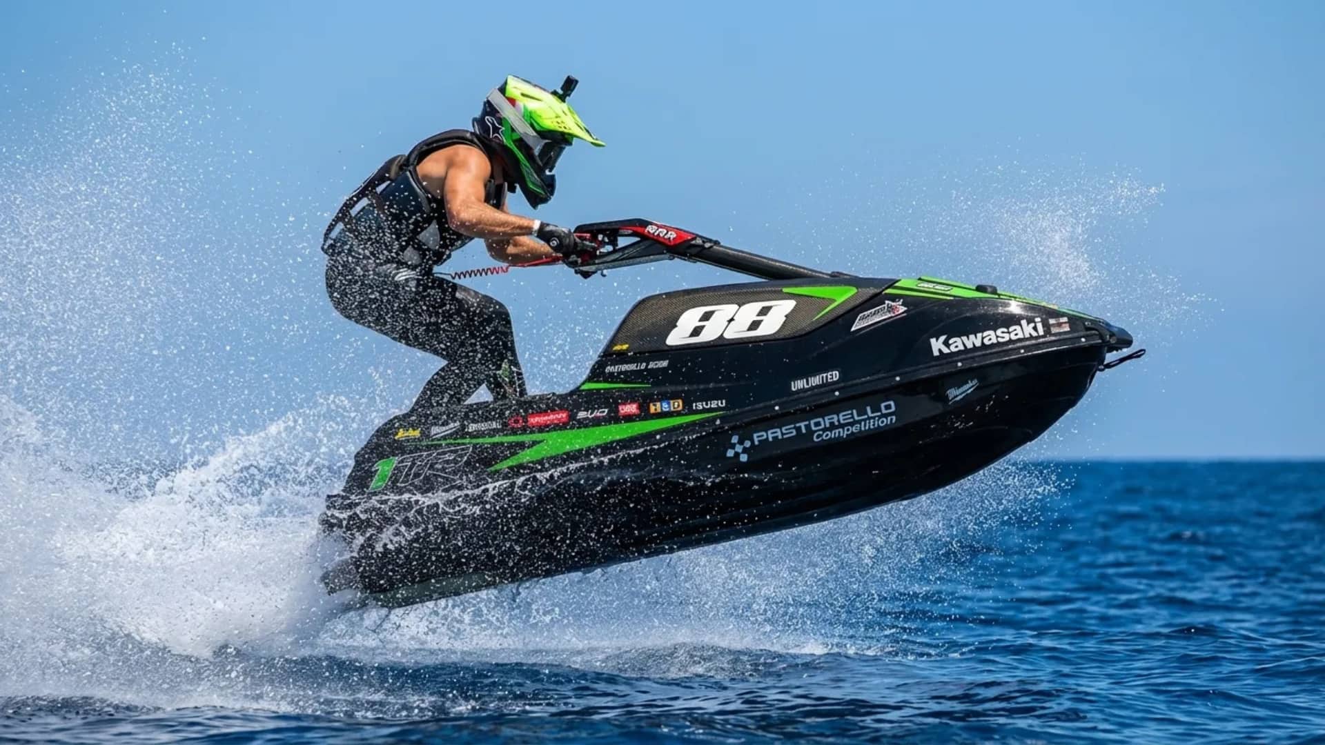 jet-sking-in-the-ocean