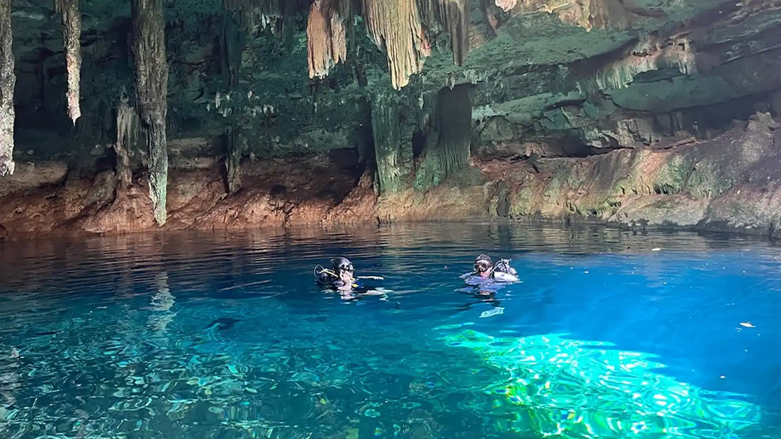 Cenote Esqueleto