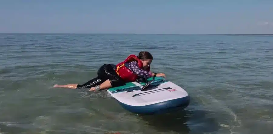 how-to-get-back-onto-a-paddle-board