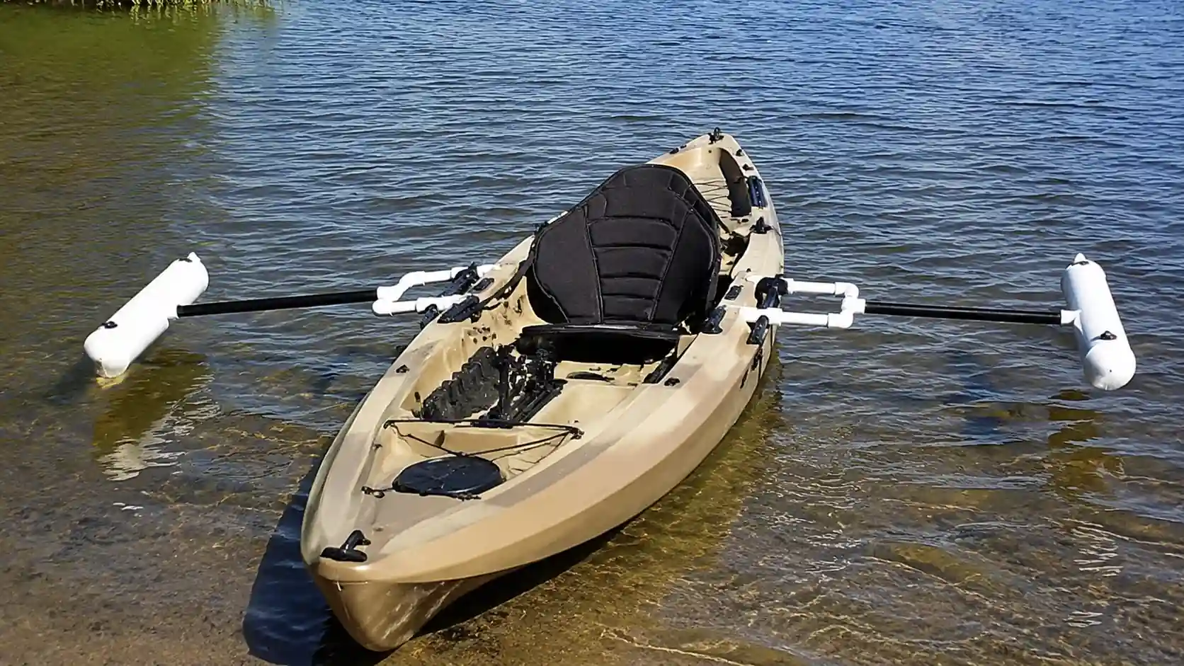 Kayak outriggers (1)